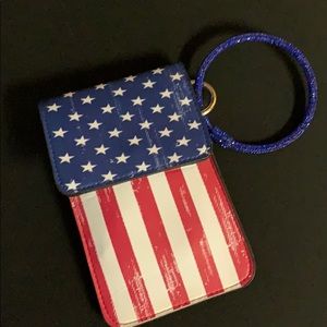 Wrist purse